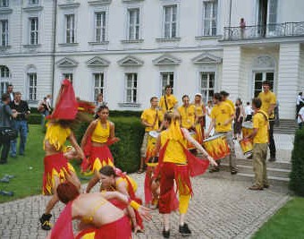 Eine Tanzgruppe