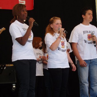 Ornella Mandele, Julia Wilden und Volkan Semerci